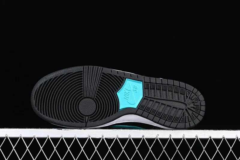 All categories Nk SB Dunk series Nk SB Dunk Low low-top sneakers F version Nk SB Dunk Low Pro black and white green spotted pattern sports skateboard shoes BQ6817-009